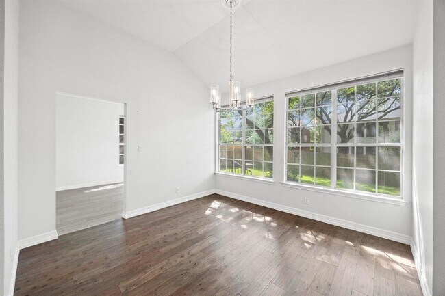 Building Photo - 13305 Chasewood Cove