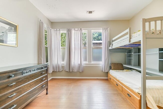Building Photo - 4415 Avenue D