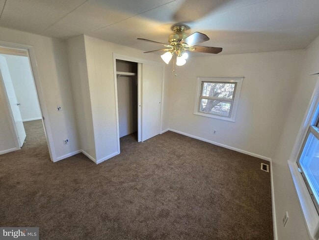 Building Photo - 1207 Deer Creek Church Rd