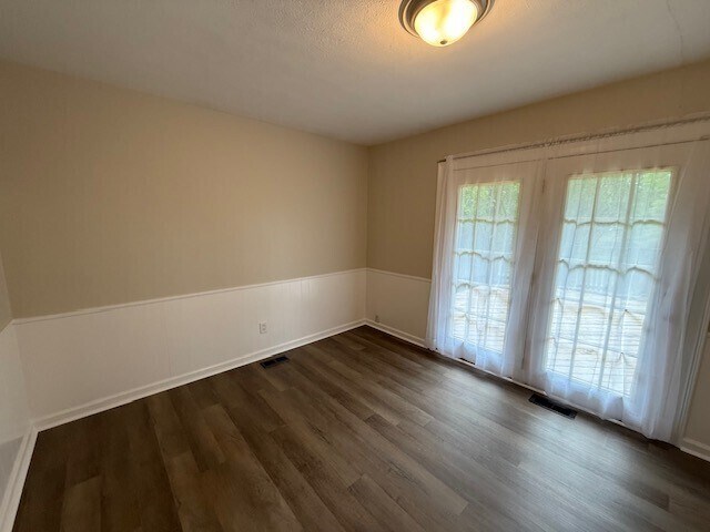 Building Photo - 2457 Galaxy Ln