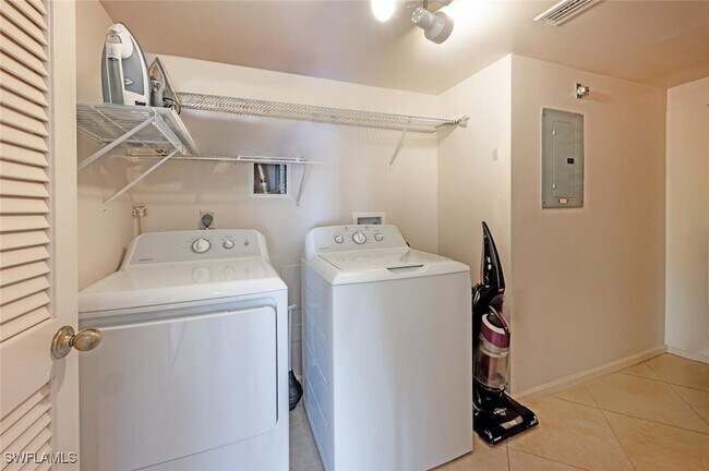 Building Photo - 5980 Amherst Dr