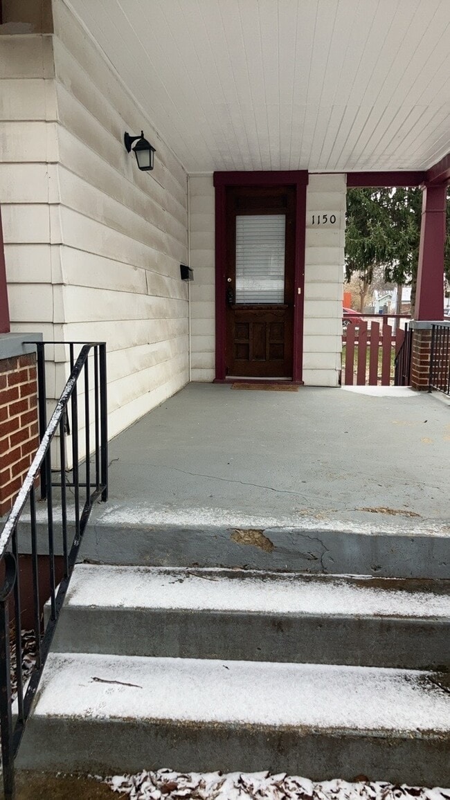 Building Photo - 1150 Creighton Ave