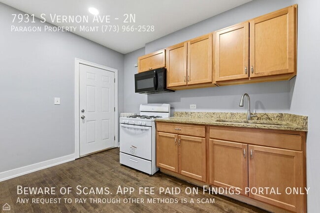 Building Photo - 7931 S Vernon Ave