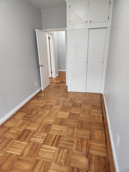 Building Photo - 57 Condict St