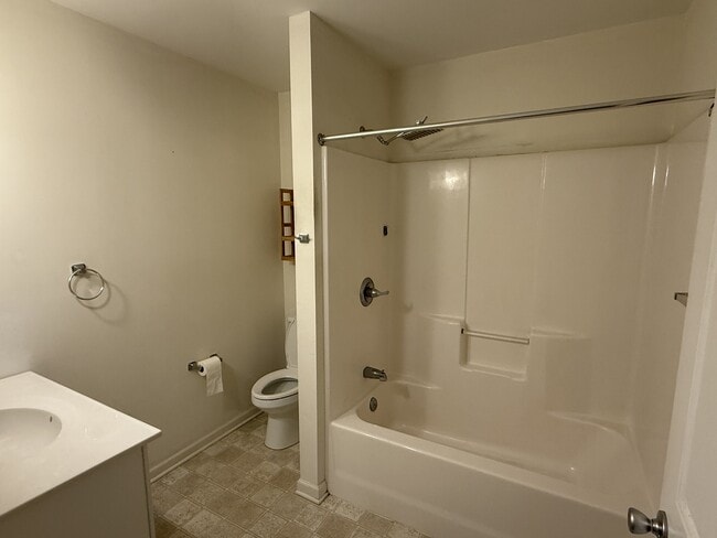 Building Photo - 180 Brevard St