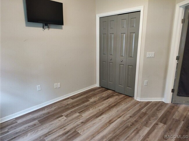 Building Photo - 2905 W Beamwood Dr