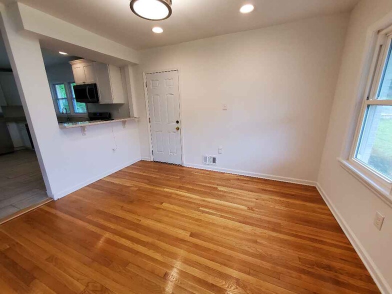Building Photo - Room in Single Family Home on Morris Brown Dr SW