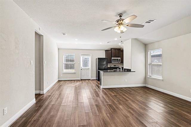 Building Photo - 1421 Warringwood Dr