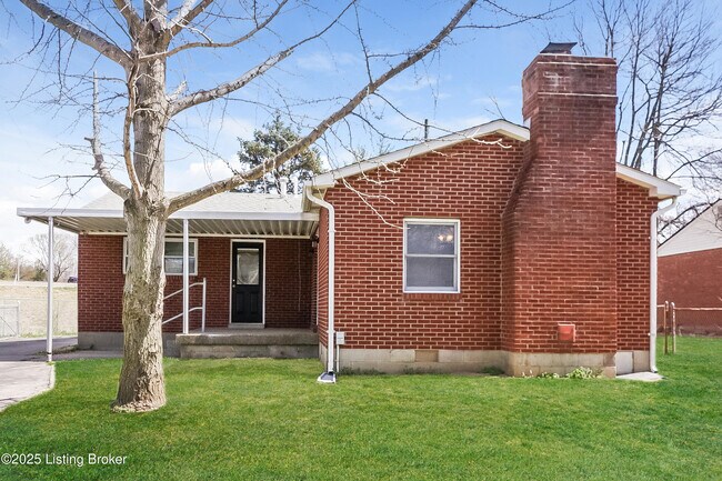 Building Photo - 9412 Titan Dr