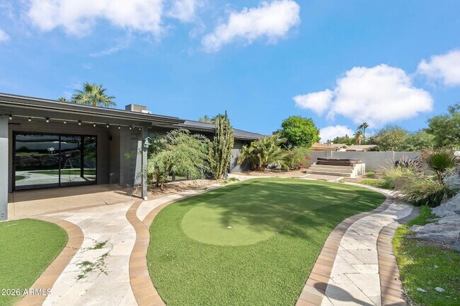 Building Photo - 9046 N 28th St