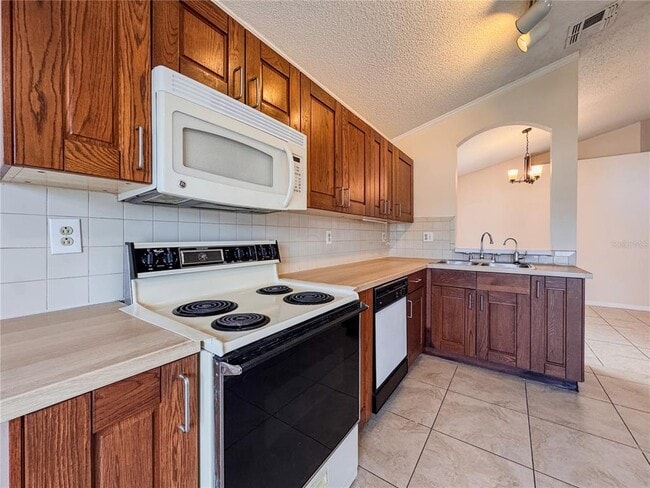 Building Photo - 11819 Hatcher Cir