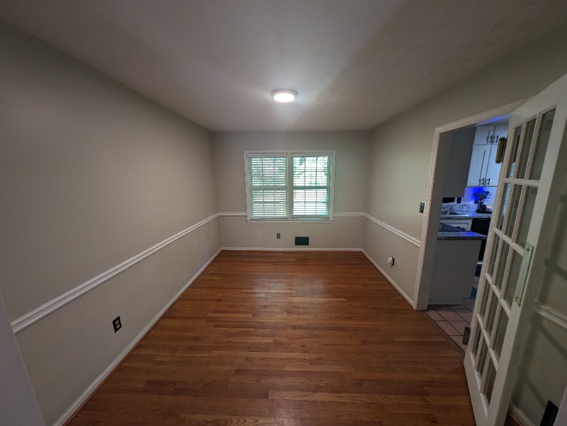 Building Photo - 2322 Chevy Chase Ln
