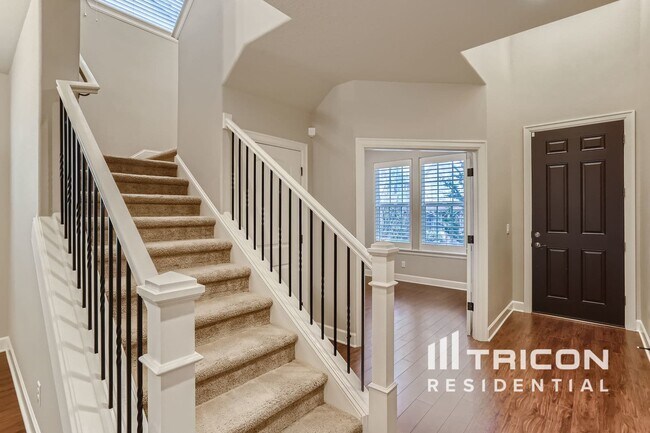 Building Photo - 10630 SW London Ln