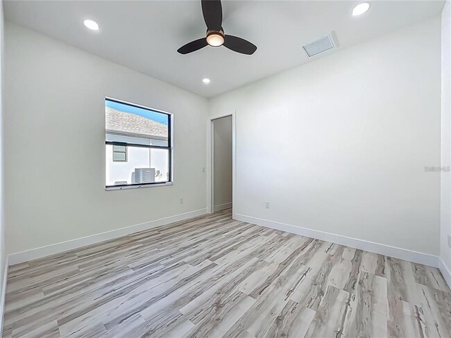 Building Photo - 1167 Boundary Blvd