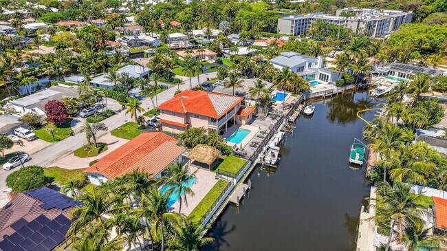 Building Photo - 1254 SW 4th Ct