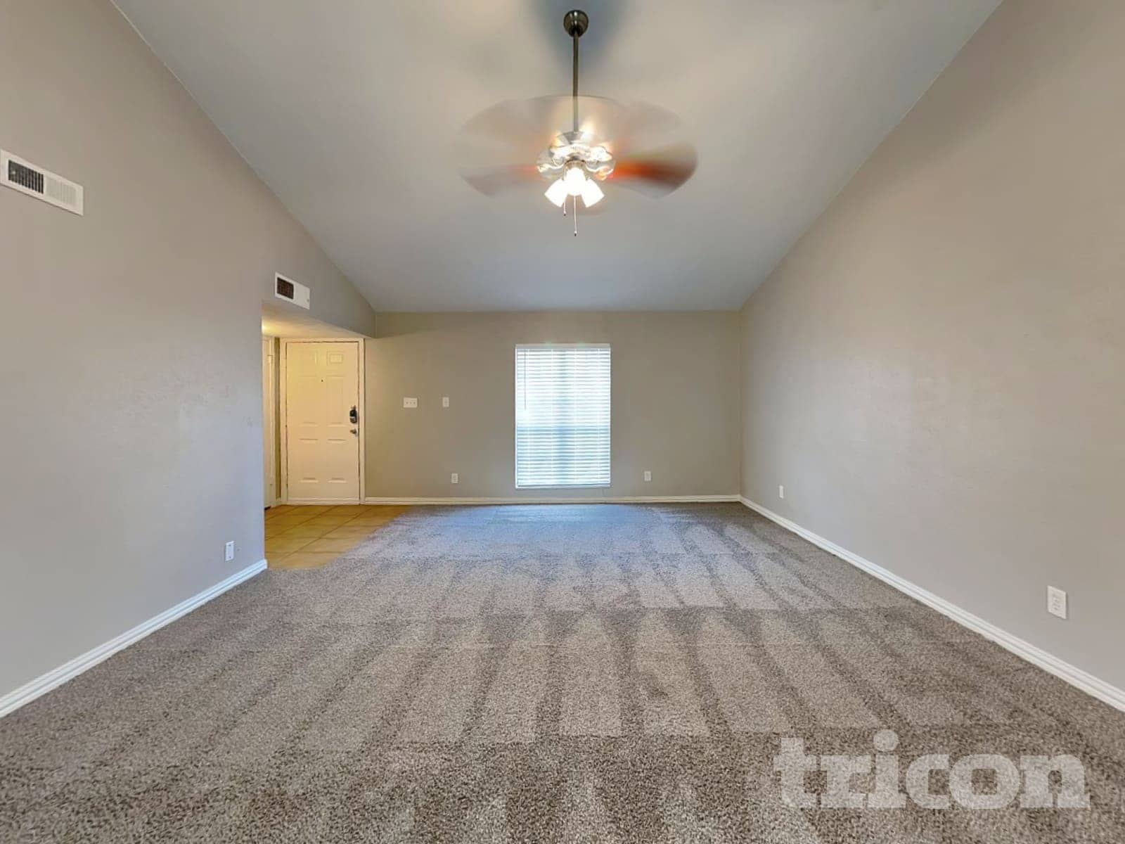 Building Photo - 405 Magnolia Dr