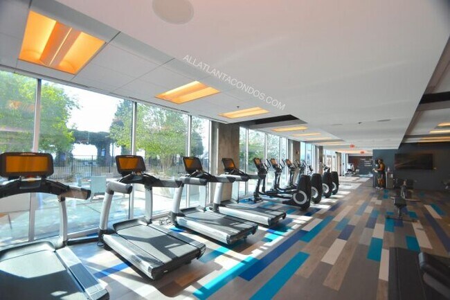 Building Photo - 400 W Peachtree St NW