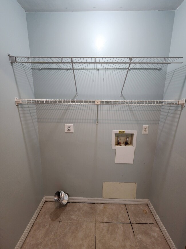 Building Photo - 1303 Peppertree Trl