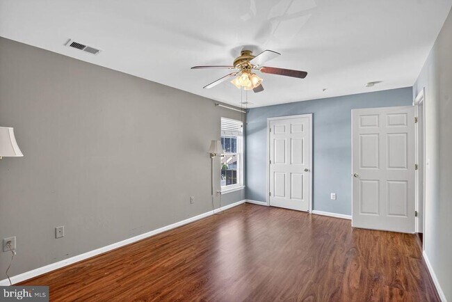 Building Photo - 2013 Rudy Serra Dr