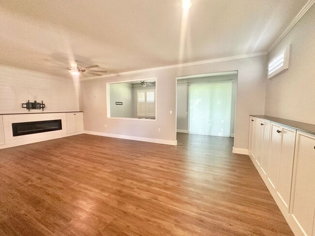 Building Photo - 2 Bed 2 Bath in Sun City in Georgetown