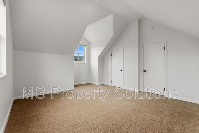 Building Photo - 5151 Nicasio Valley Rd