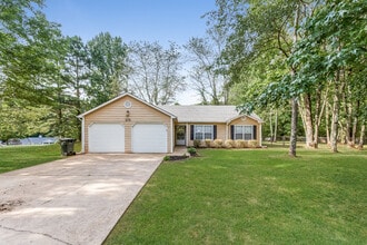 Building Photo - Spacious 3-Bedroom Toney Home with Two-Car Garage