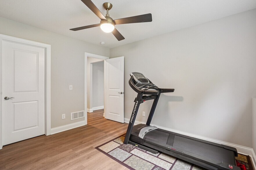 Building Photo - 4386 Arbor Dr