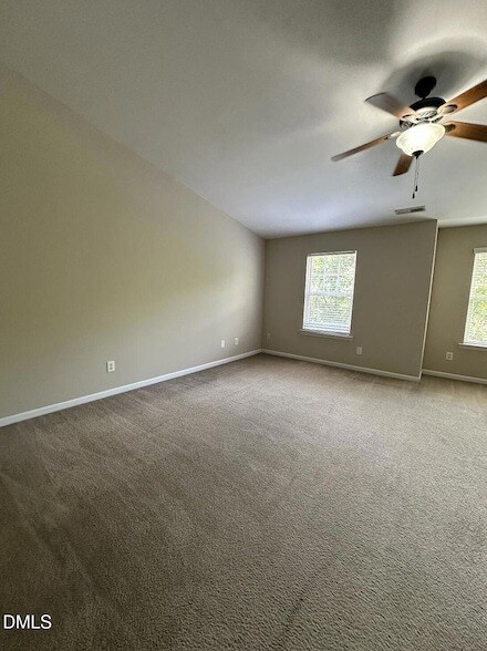 Building Photo - 2210 Valley Edge Dr