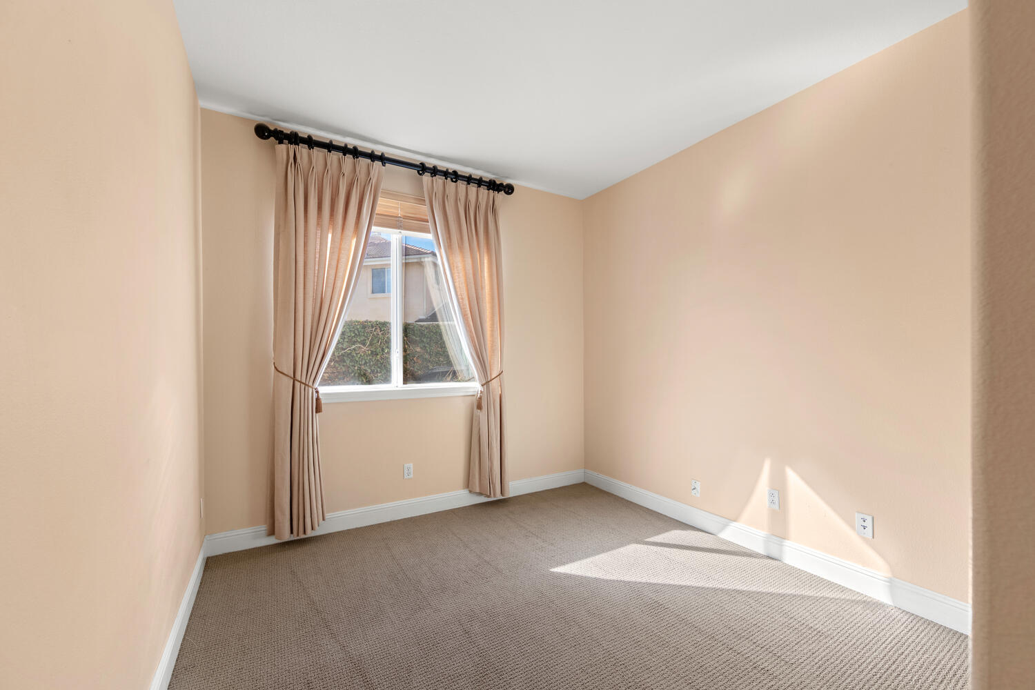 Downstairs bedroom - 7224 Imbach Place