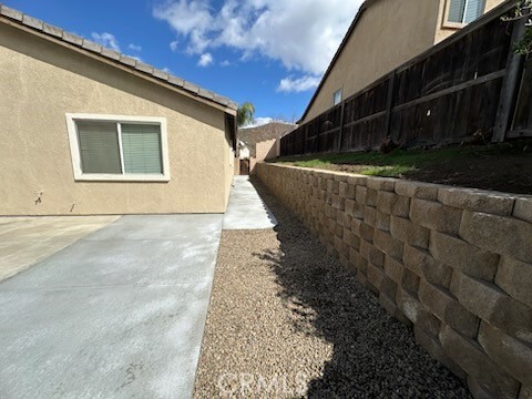 Building Photo - 23393 Cheyenne Canyon Dr