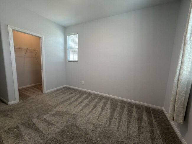 Building Photo - 3618 Tondela Ln