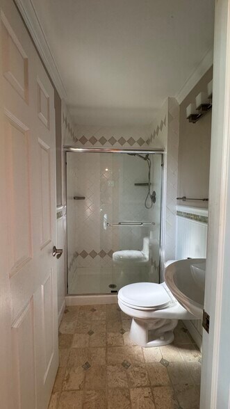 Building Photo - 4130 N Firestone Dr