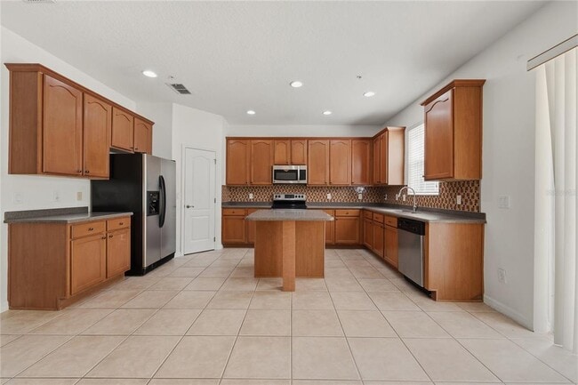 Building Photo - 9836 Old Patina Way