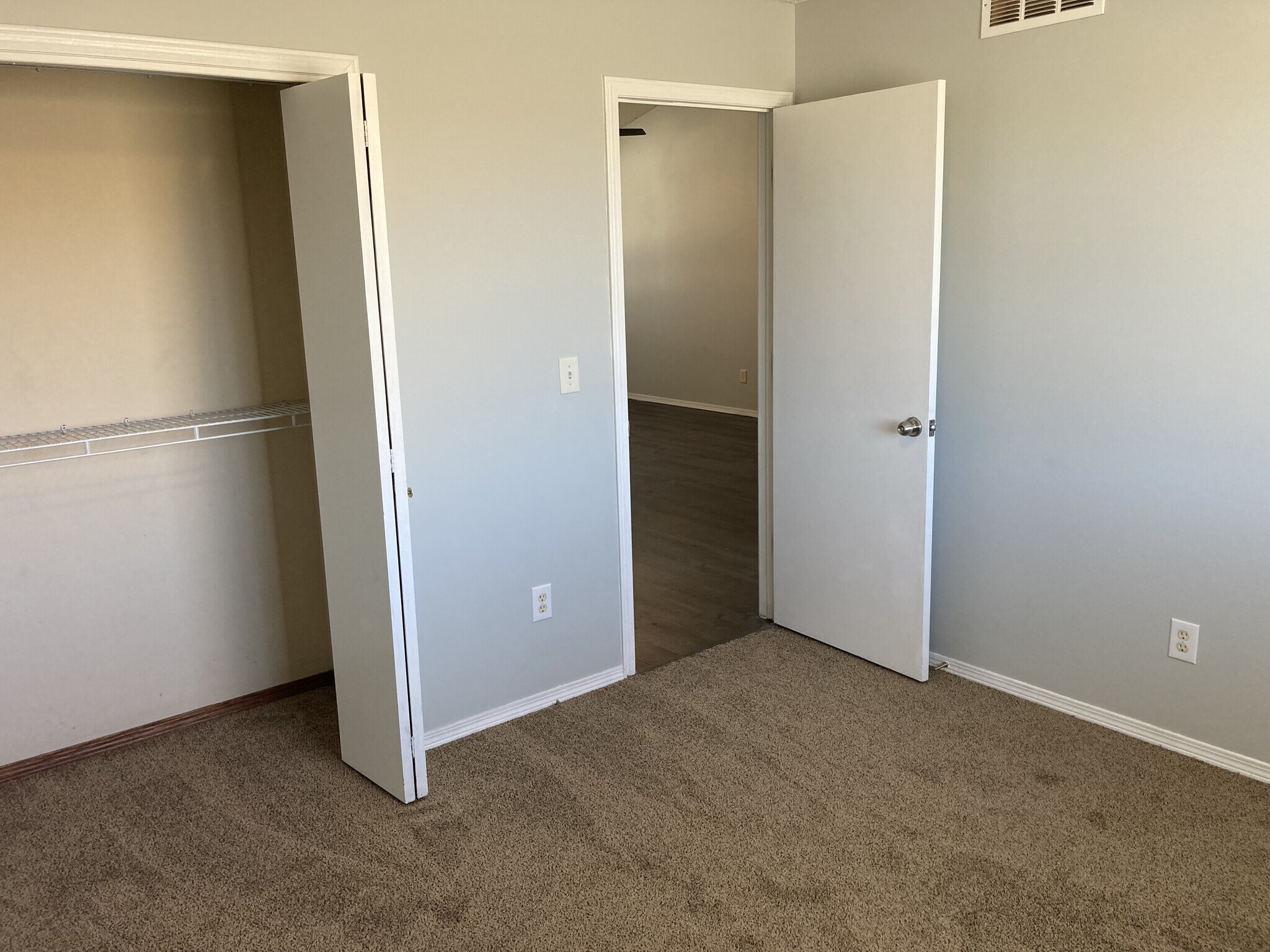 Building Photo - 9934 E Kinkaid Cir