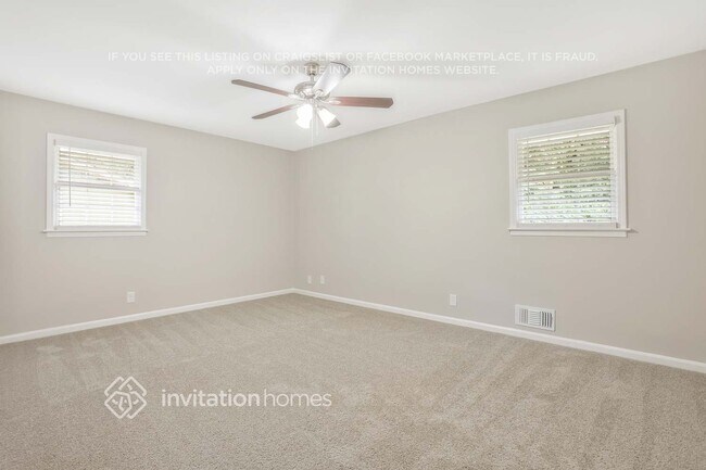 Building Photo - 5668 Beechwood Dr SW