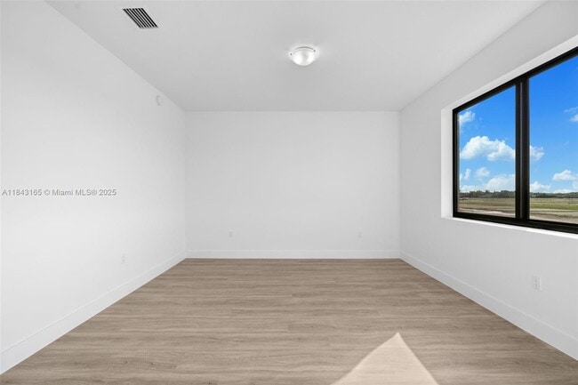 Building Photo - 34524 SW 190th Ave