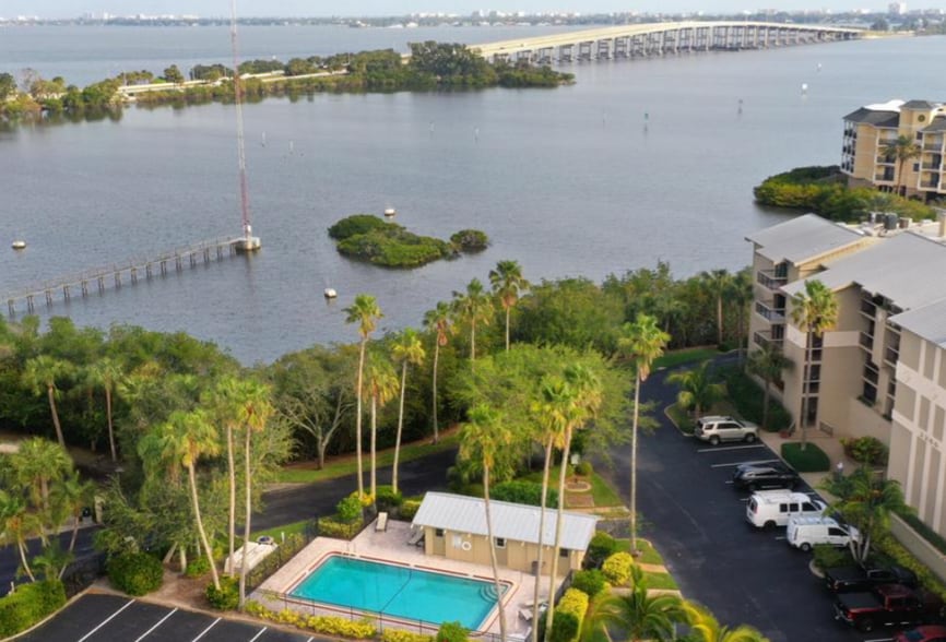 Shared Condominium Pool - 2220 Front St