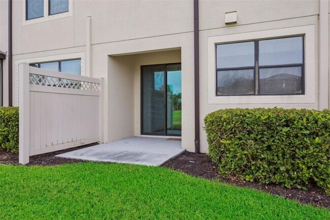 Building Photo - 9109 Fox Sparrow Rd