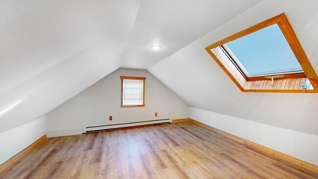 Building Photo - 62 Osceola St