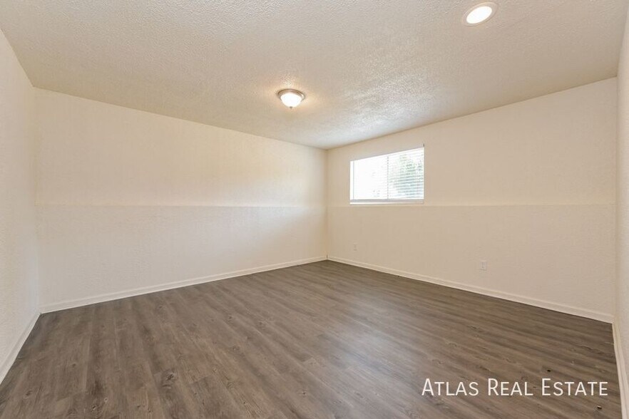 Building Photo - 16590 E Baltic Pl
