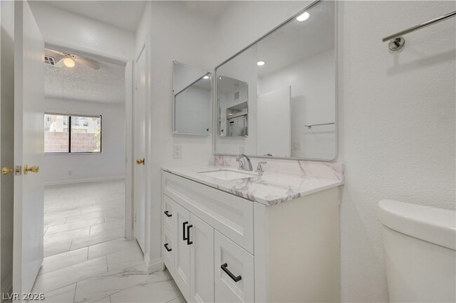 Building Photo - 313 Crosswind Way