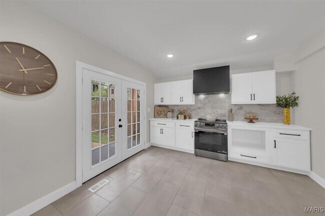 Building Photo - 6815 Wise Ave