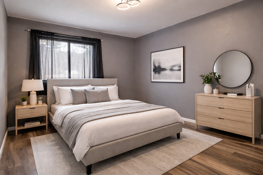 Primary Bedroom - 1207 E 14th St