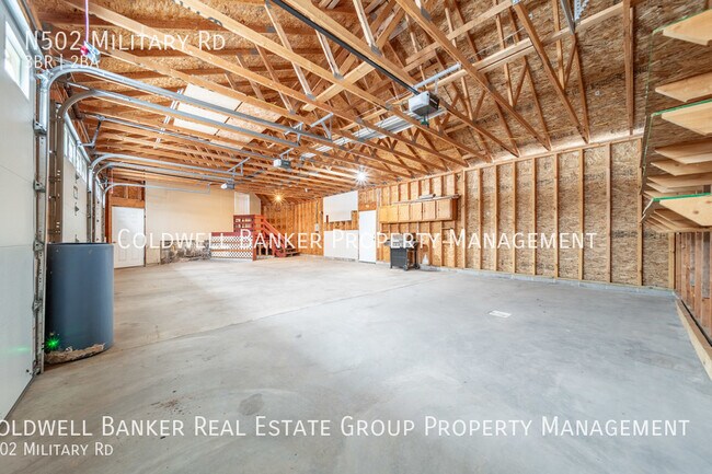 Building Photo - N502 Military Rd