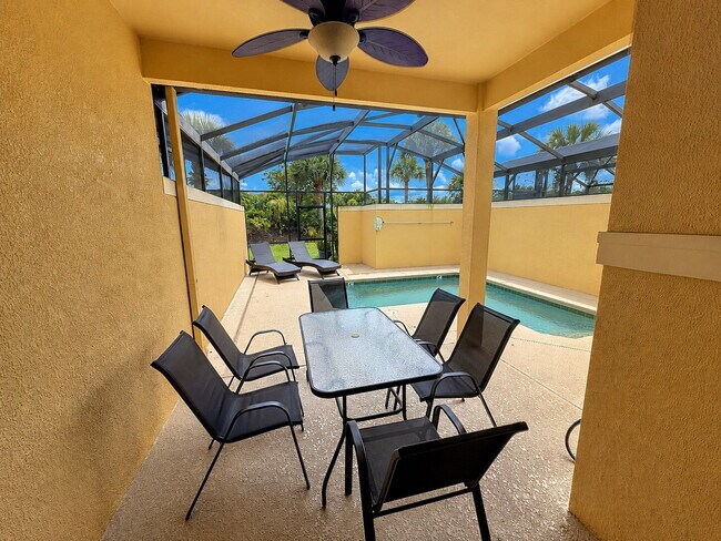 Building Photo - 8978 Candy Palm Rd