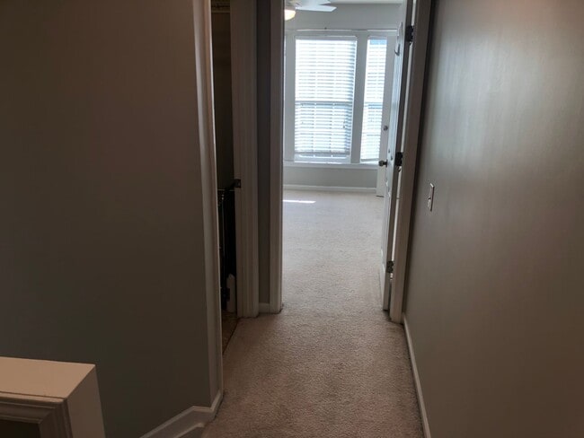 Building Photo - This lovely townhome is located in the highly desirable community of Blakeney Preserve just off R...