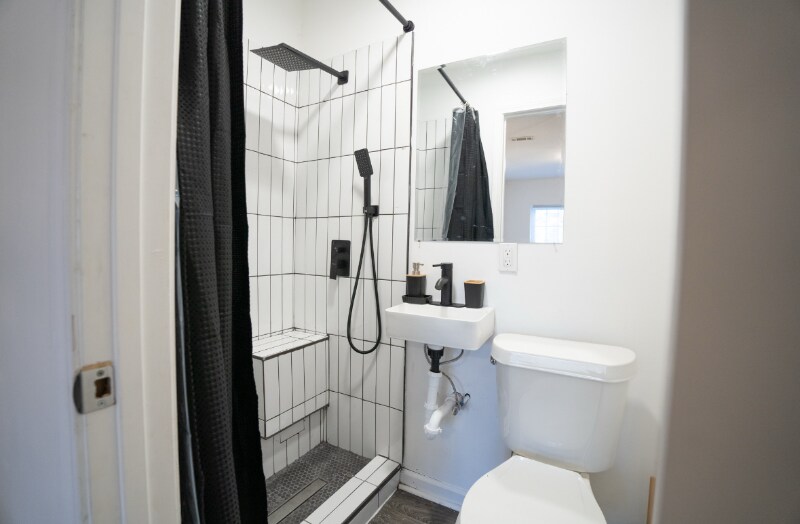 Building Photo - 3447 Highland Pine Way