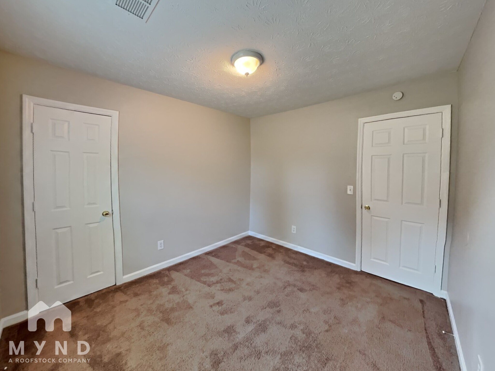 Building Photo - 3259 Pawnee Dr