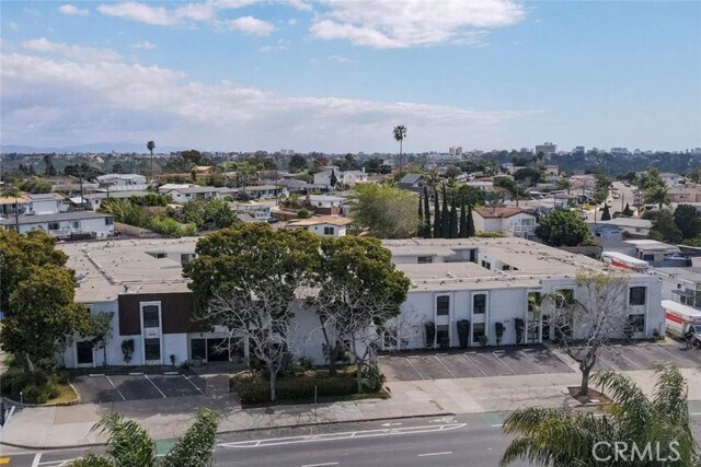 Building Photo - 6679 Linda Vista Rd
