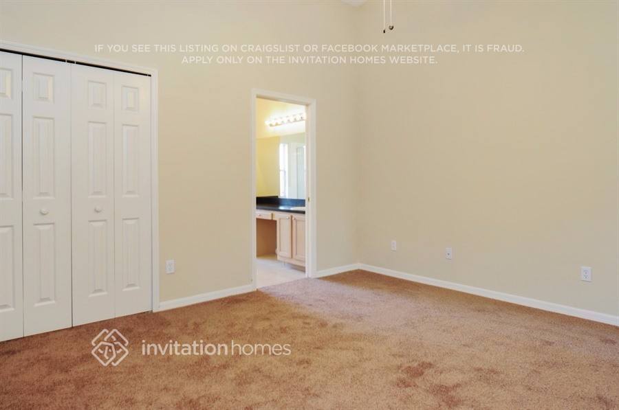 Building Photo - 658 Cornwallis Dr
